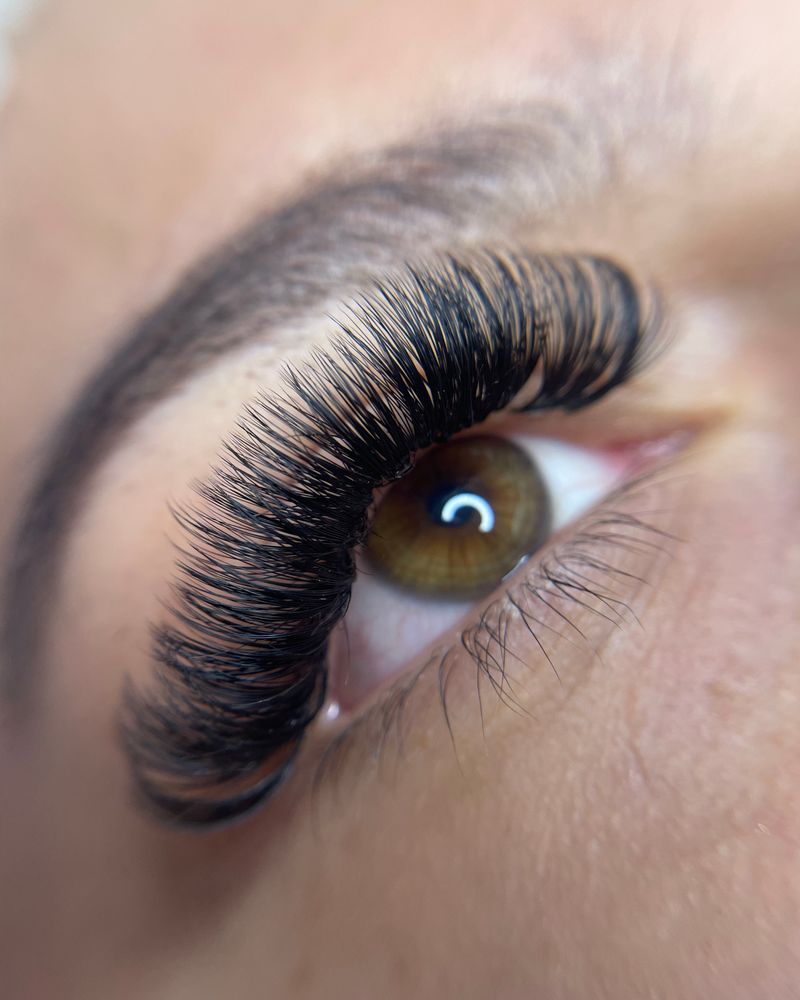 Lash lifting sonrası doğal kirpik